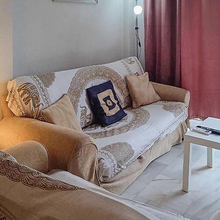 Stunning Apartment In Mijas With Kitchen מראה חיצוני תמונה