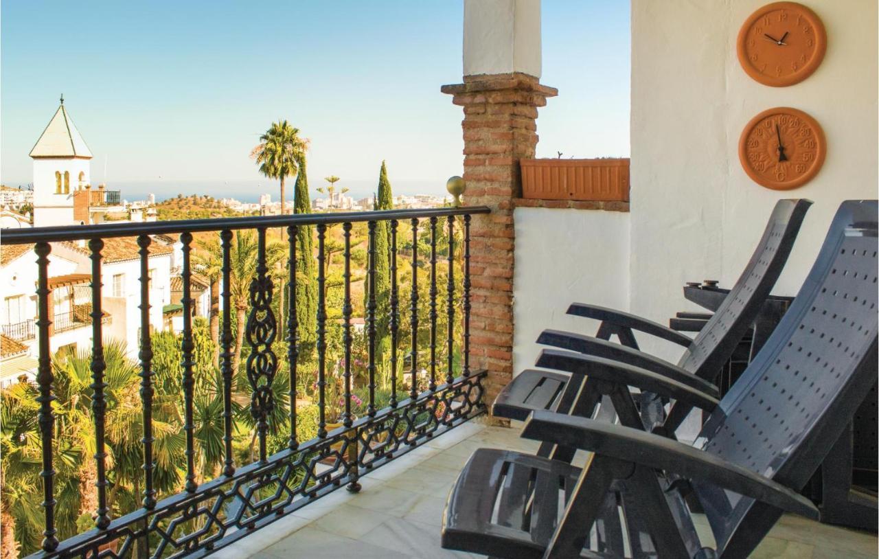 Stunning Apartment In Mijas With Kitchen מראה חיצוני תמונה
